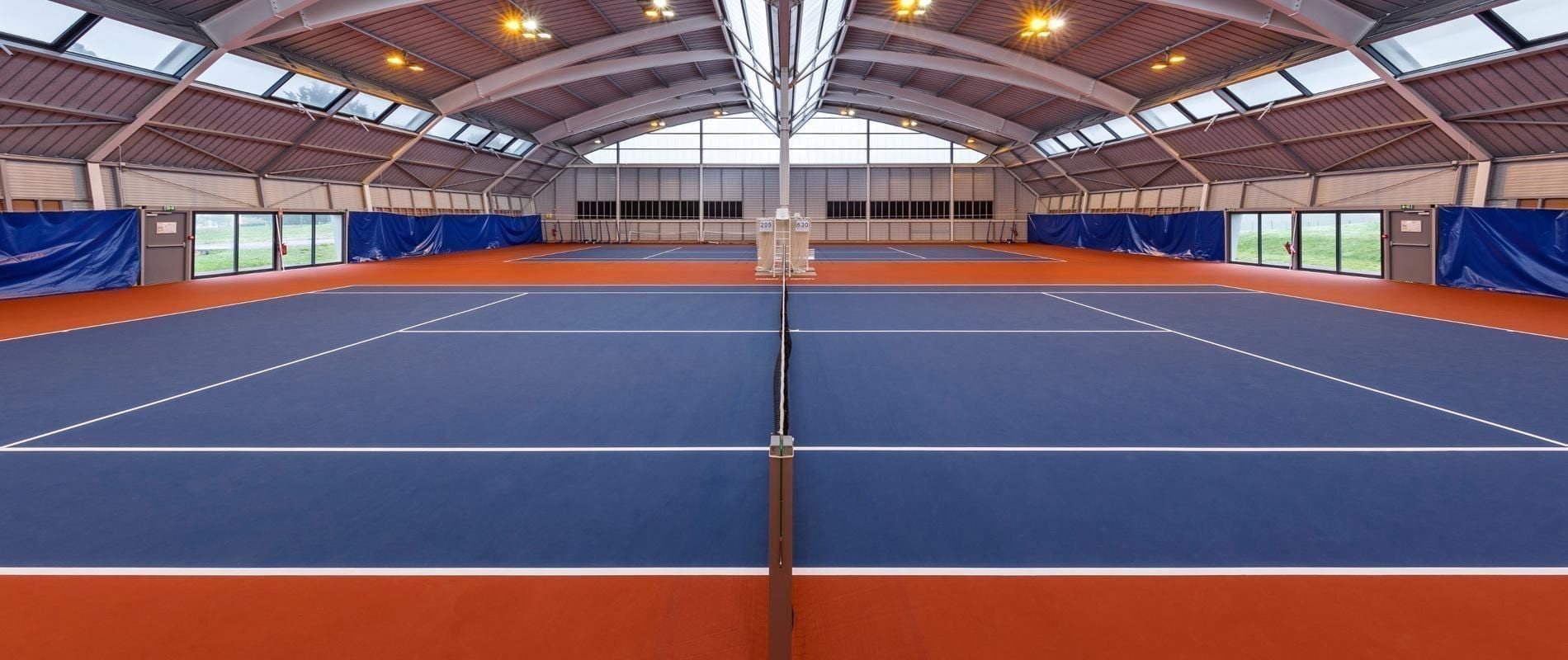 sàn sân tennis
